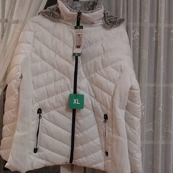 Nautica puffer white coat - Picture 1 of 8
